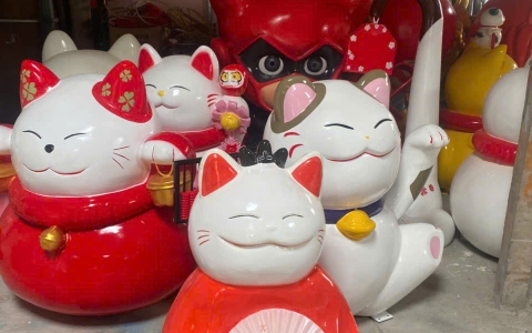 Hướng dẫn toàn diện về mô hình linh vật khu du lịch: Thiết kế, đặt làm và bảo dưỡng