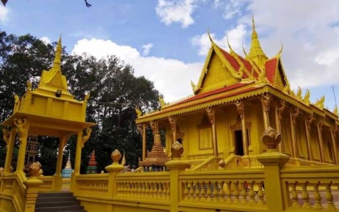 Khám phá tượng Phật bốn mặt độc đáo ở Sóc Trăng