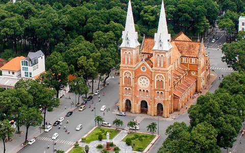 Nhà thờ Đức Bà Sài Gòn, 1 trong 19 thánh đường đẹp nhất thế giới