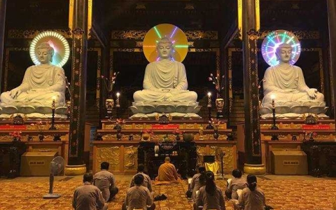 Cách Thờ Tam Thế Phật tại gia như thế nào là đúng nhất