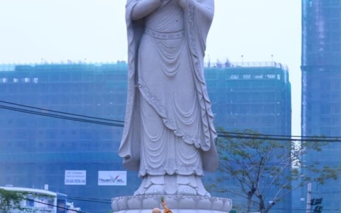 Tượng Phật Đài