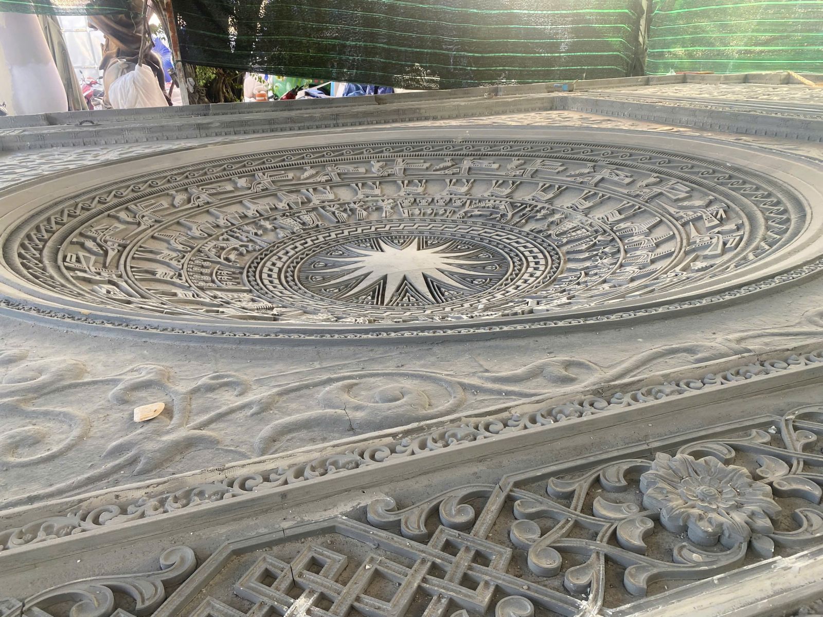 đắp phù điêu composite