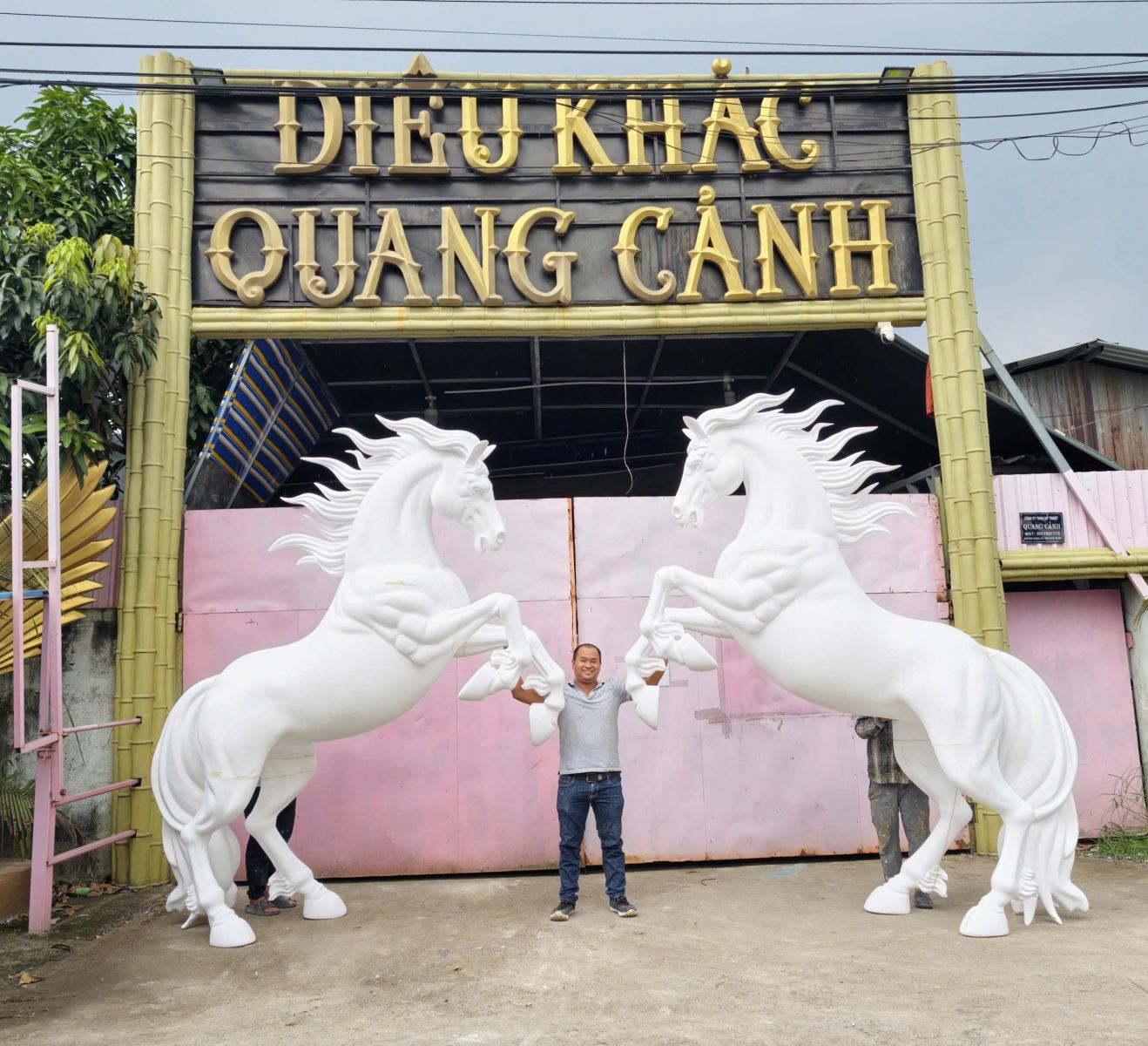 nhận đúc tượng composite