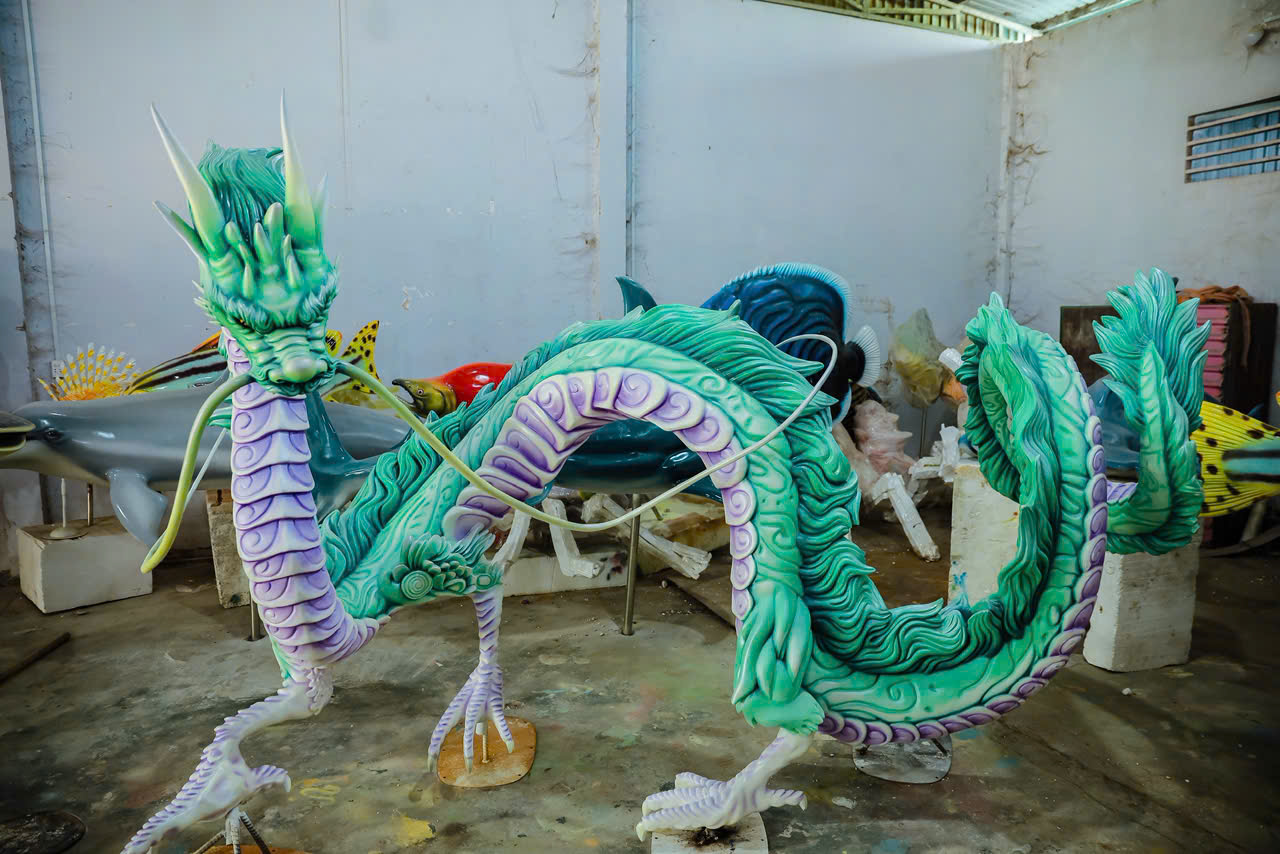 Tượng rồng bằng composite 
