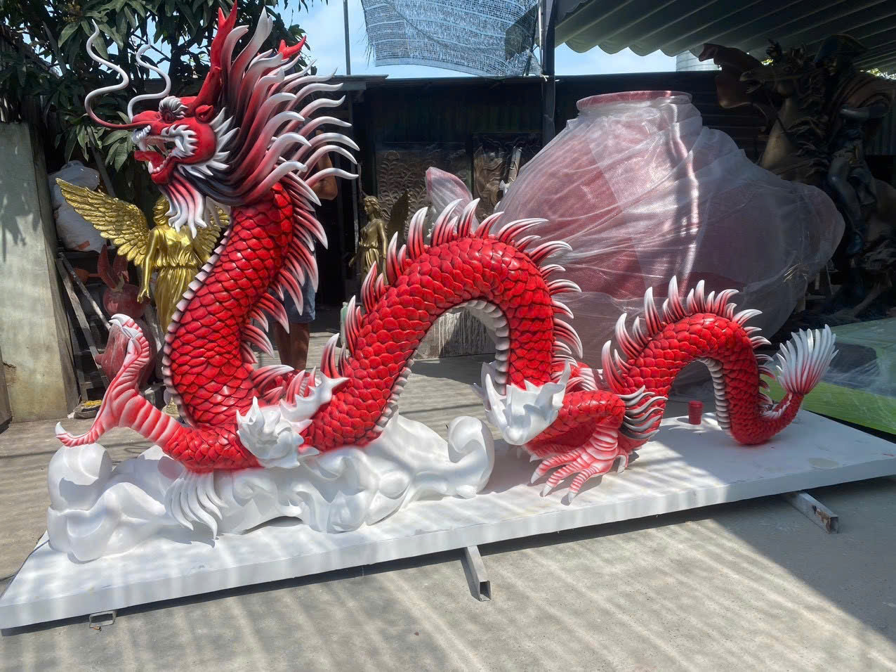 Tượng rồng bằng composite 