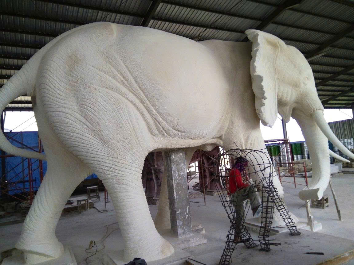 tượng với composite cỡ lớn
