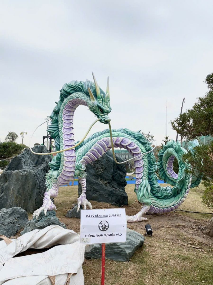 thi-truong-bao-gia-tuong-composite