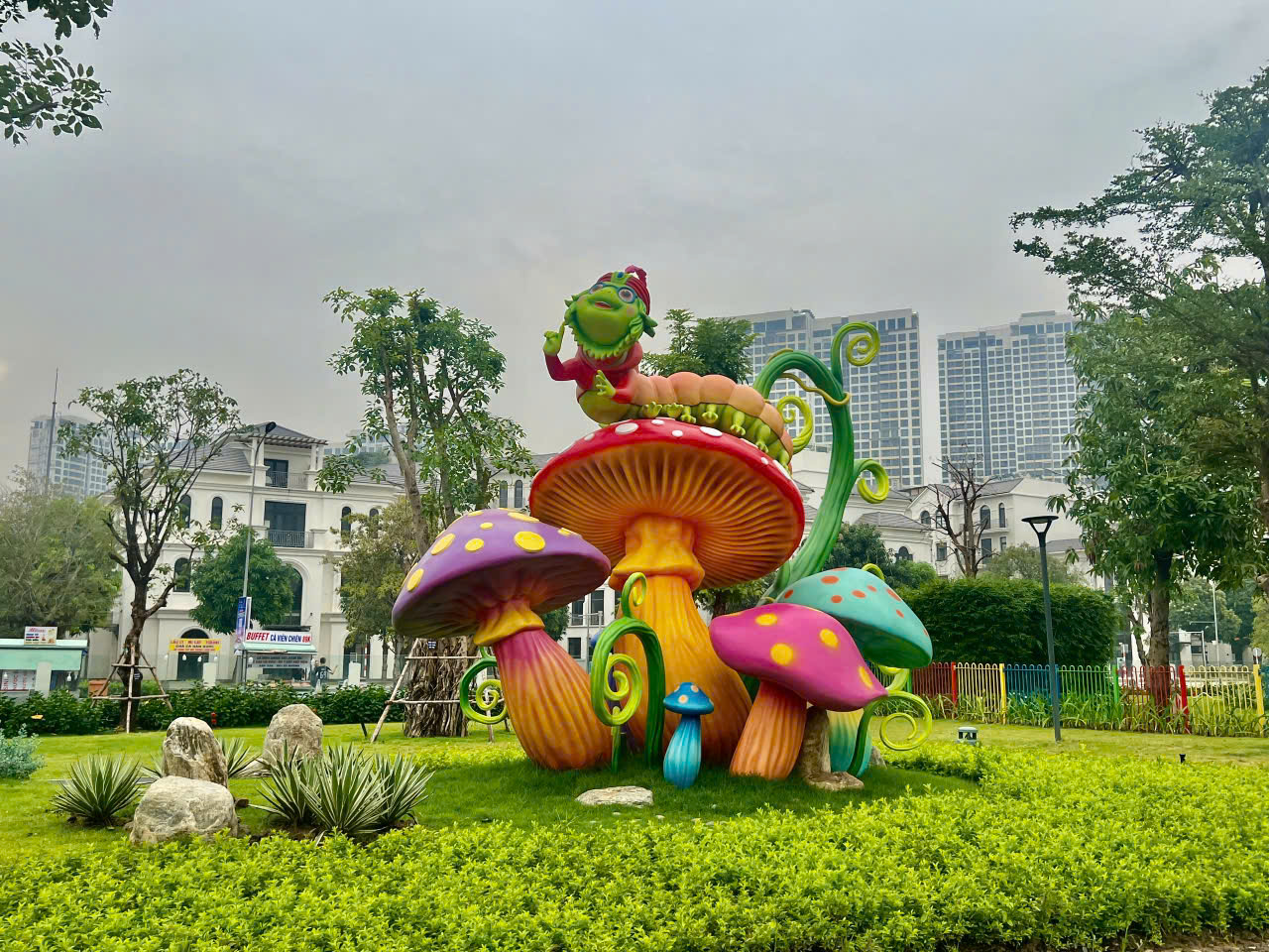 mô hình nấm composite trang trí