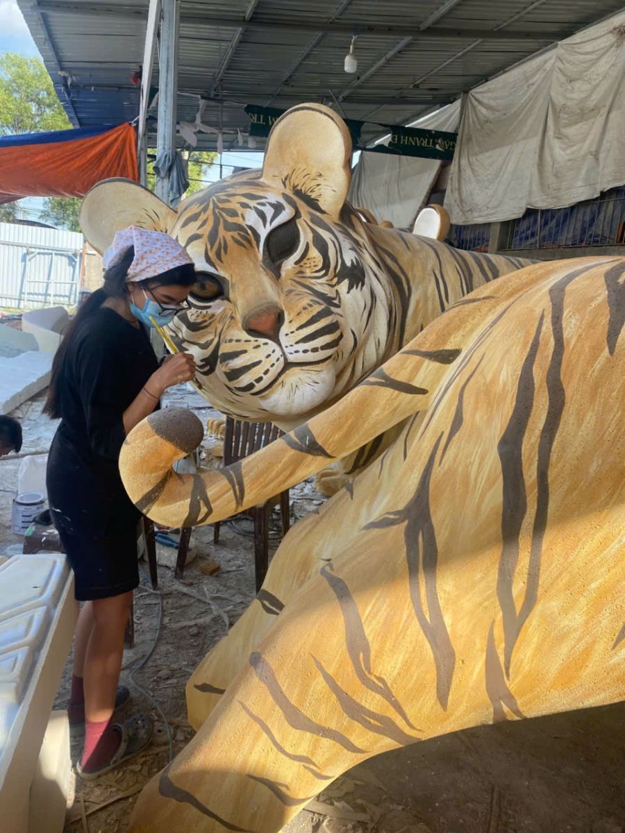 mô hình động vật cỡ lớn