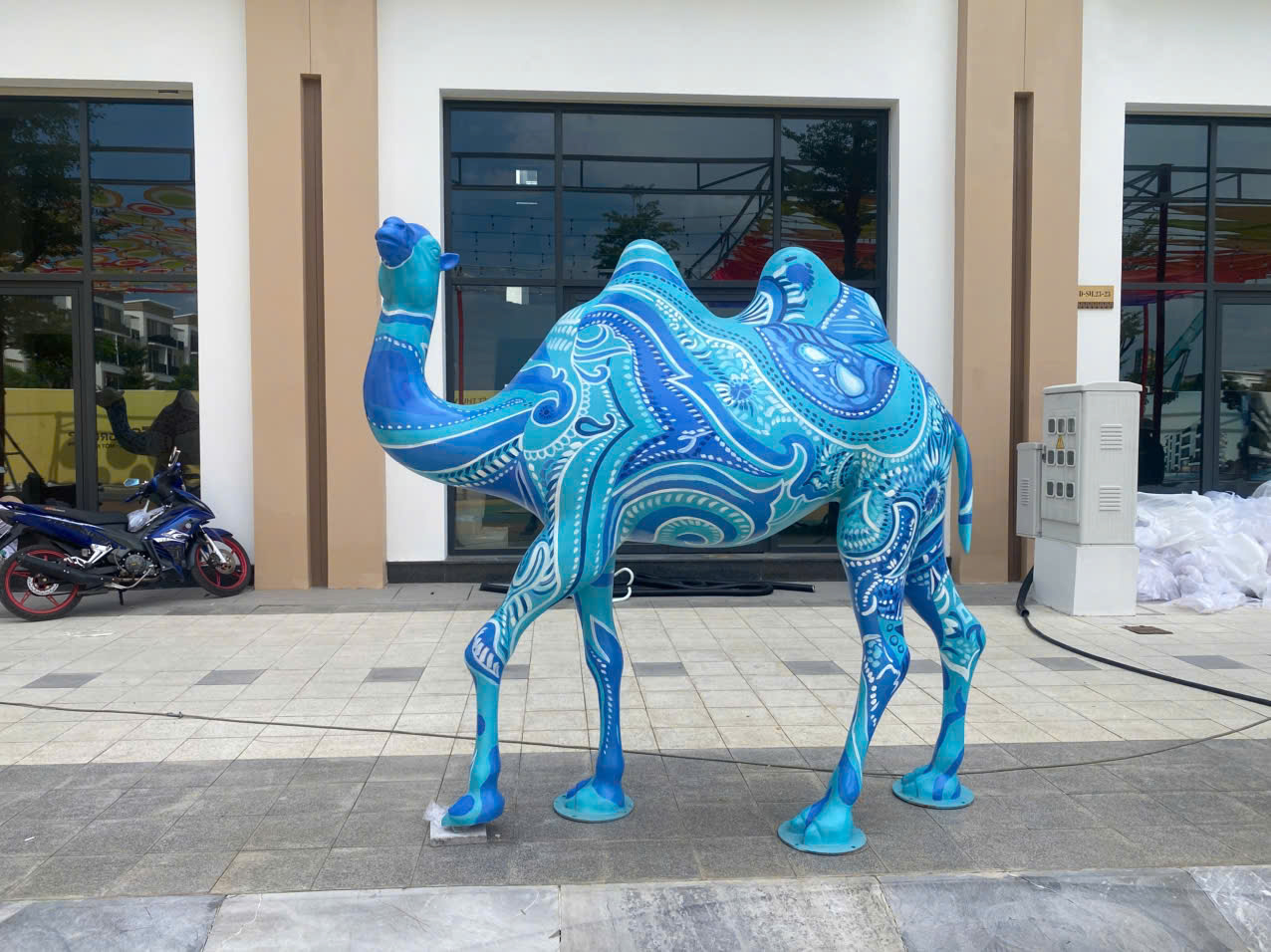 mô hình động vật cỡ lớn