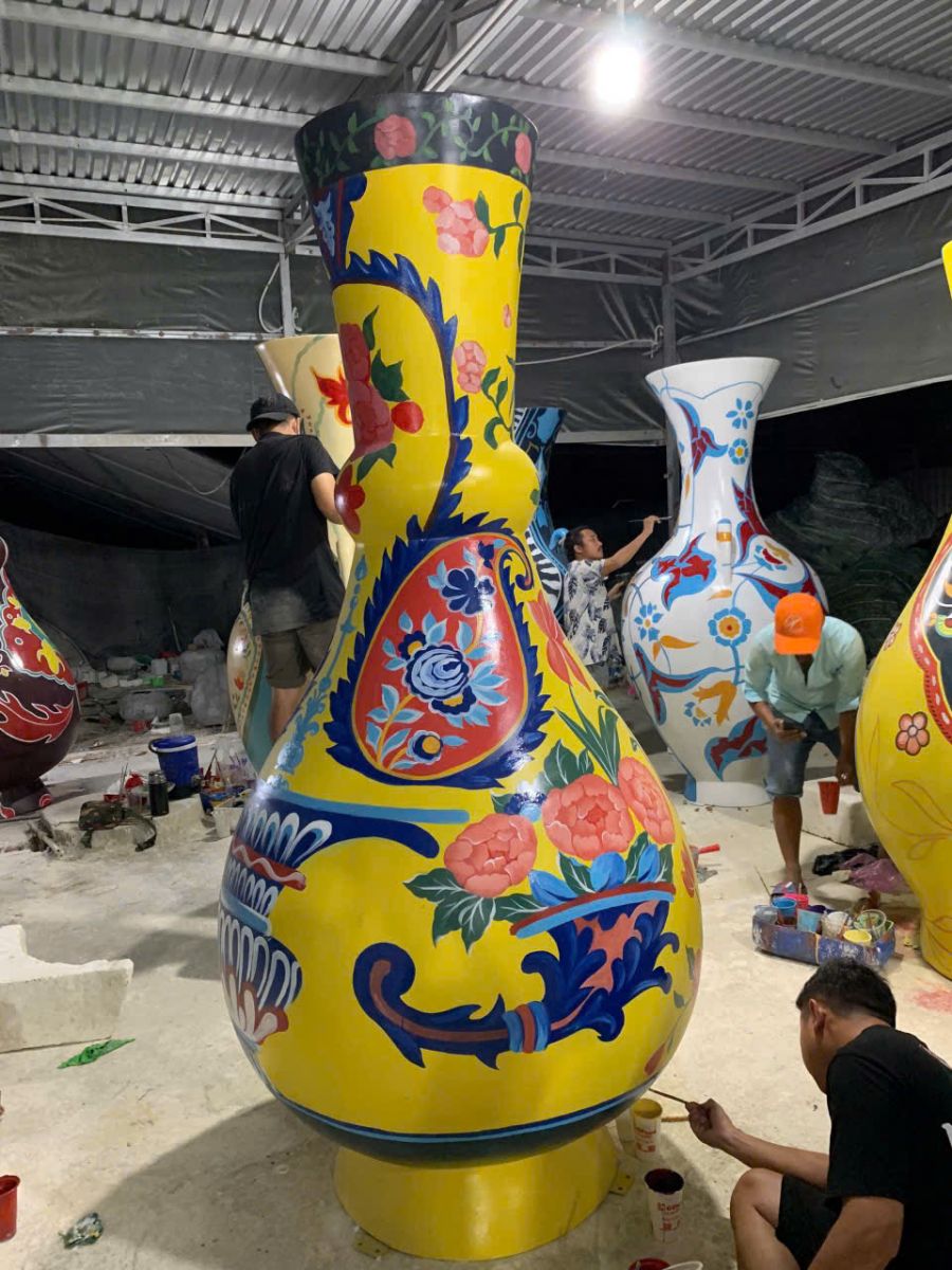 thi công tượng nhựa composite trong khách sạn