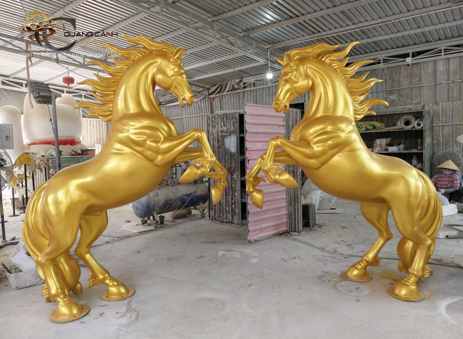 tuong-ngua-composite