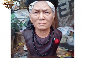 Bạn nghĩ sao về đắp tượng chân dung cho bản thân và gia đình?