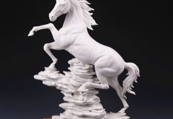 Dịch Vụ Cắt Mút Xốp Theo Yêu Cầu Và Kinh Nghiệm Chọn Xưởng Sản Xuất Uy Tín