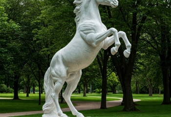 Tượng Ngựa Và Tượng Mèo Composite – Linh Vật May Mắn Cho Năm Mới 2026