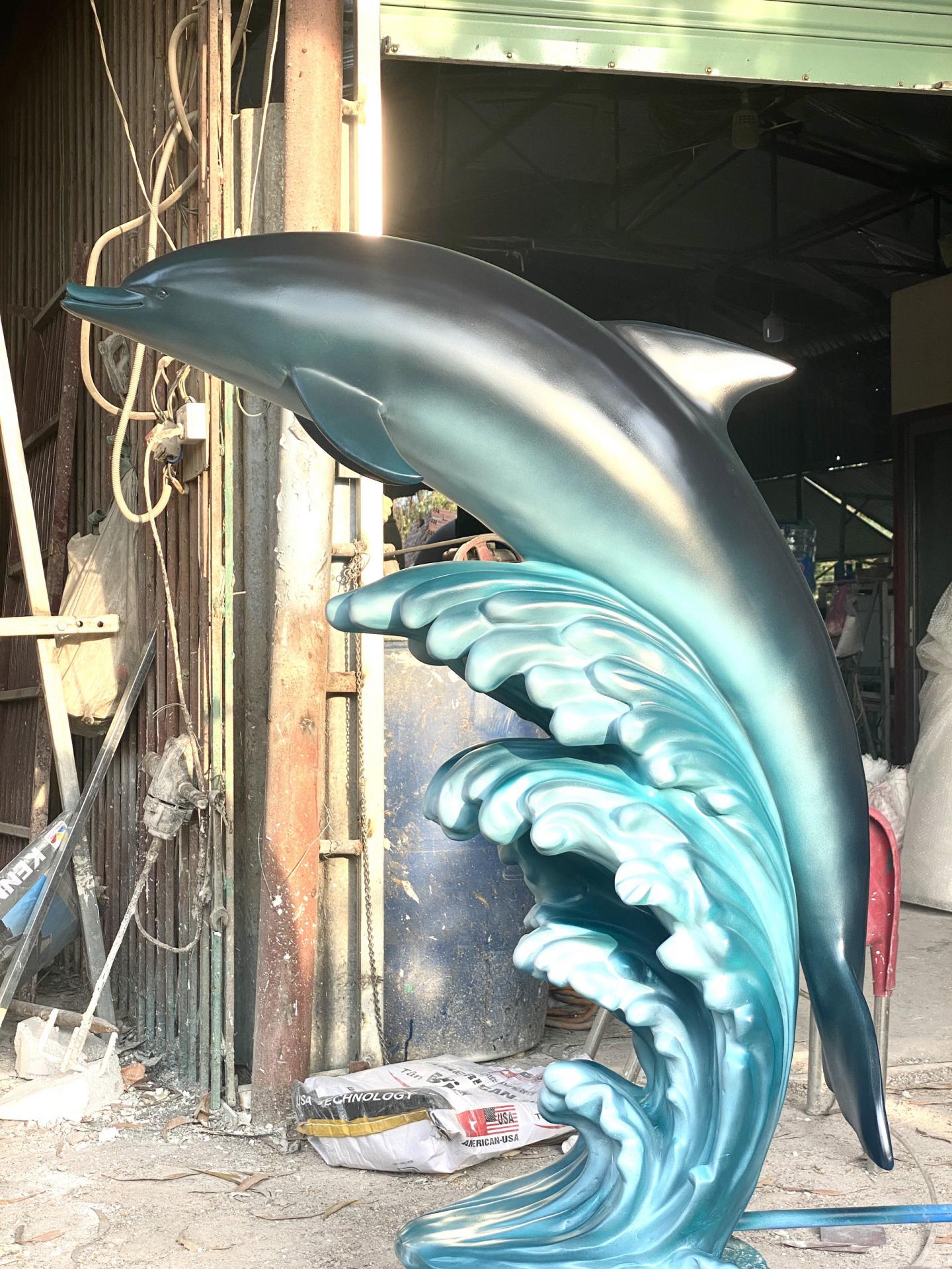 Tượng Cá Heo Bằng Composite